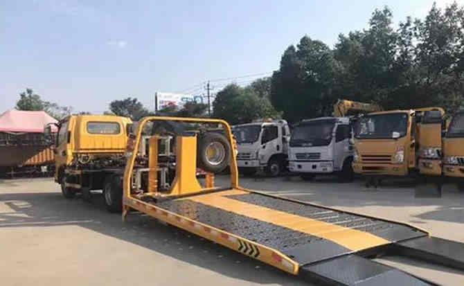 奈曼旗汽车中途维修案例